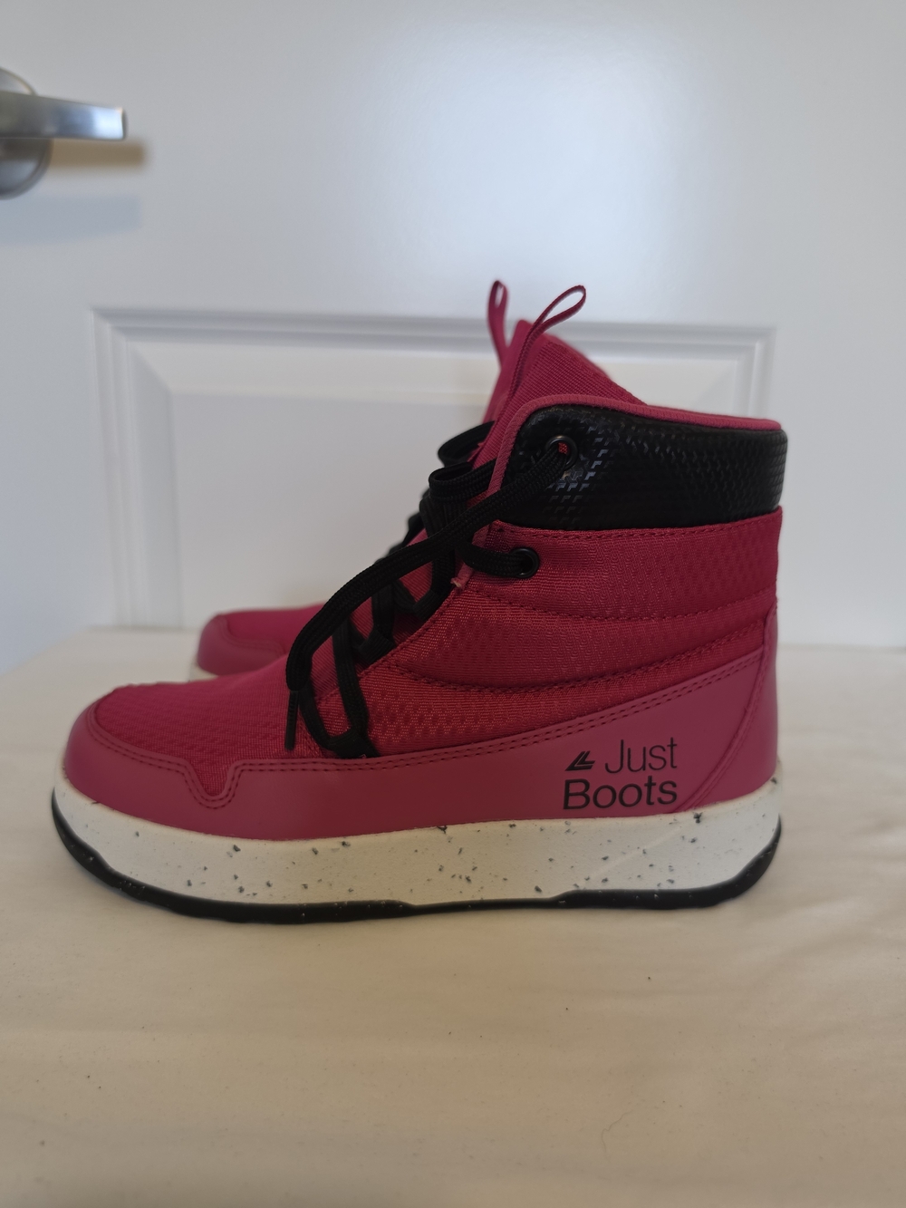 LANGE PODIUM SHOE RETRO PINK WHITE APRÈS-SKI INSULATED BOOTS — EU 37.5